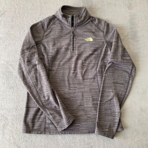Women's North Face Sweater Size L